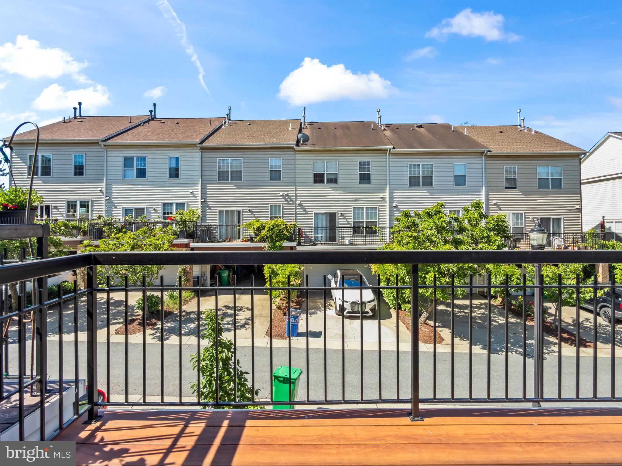 WASHINGTONIAN CENTER - Residential