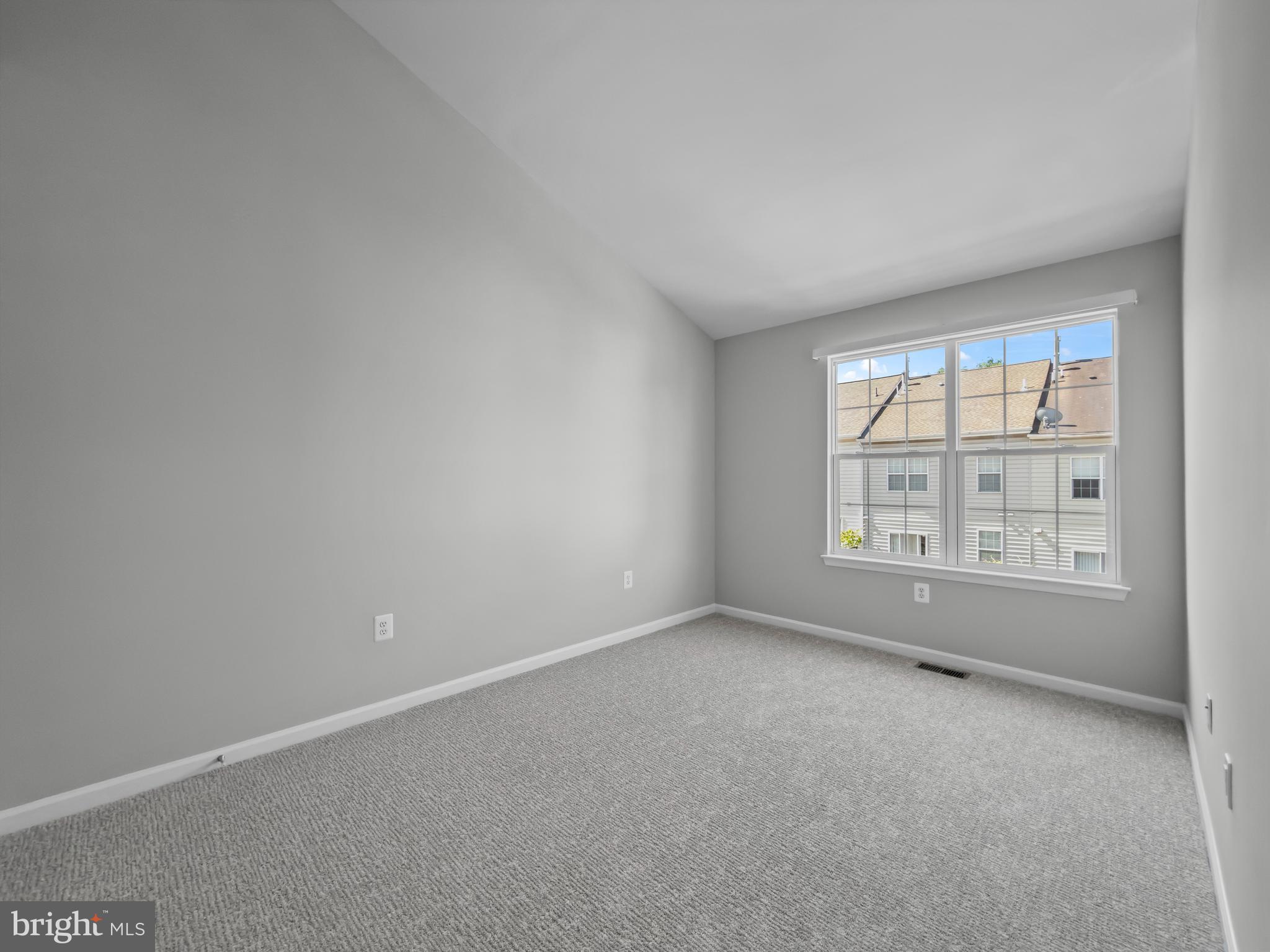 WASHINGTONIAN CENTER - Residential