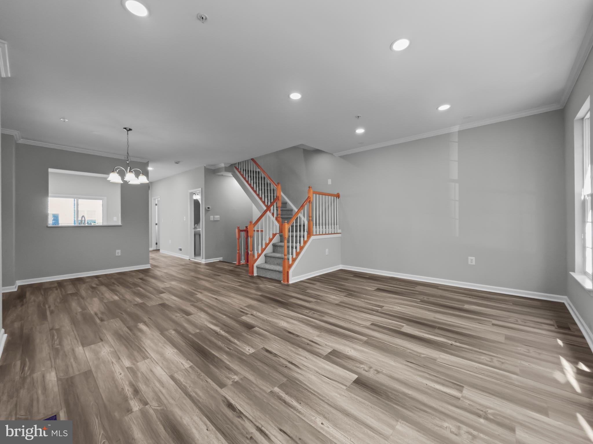 WASHINGTONIAN CENTER - Residential