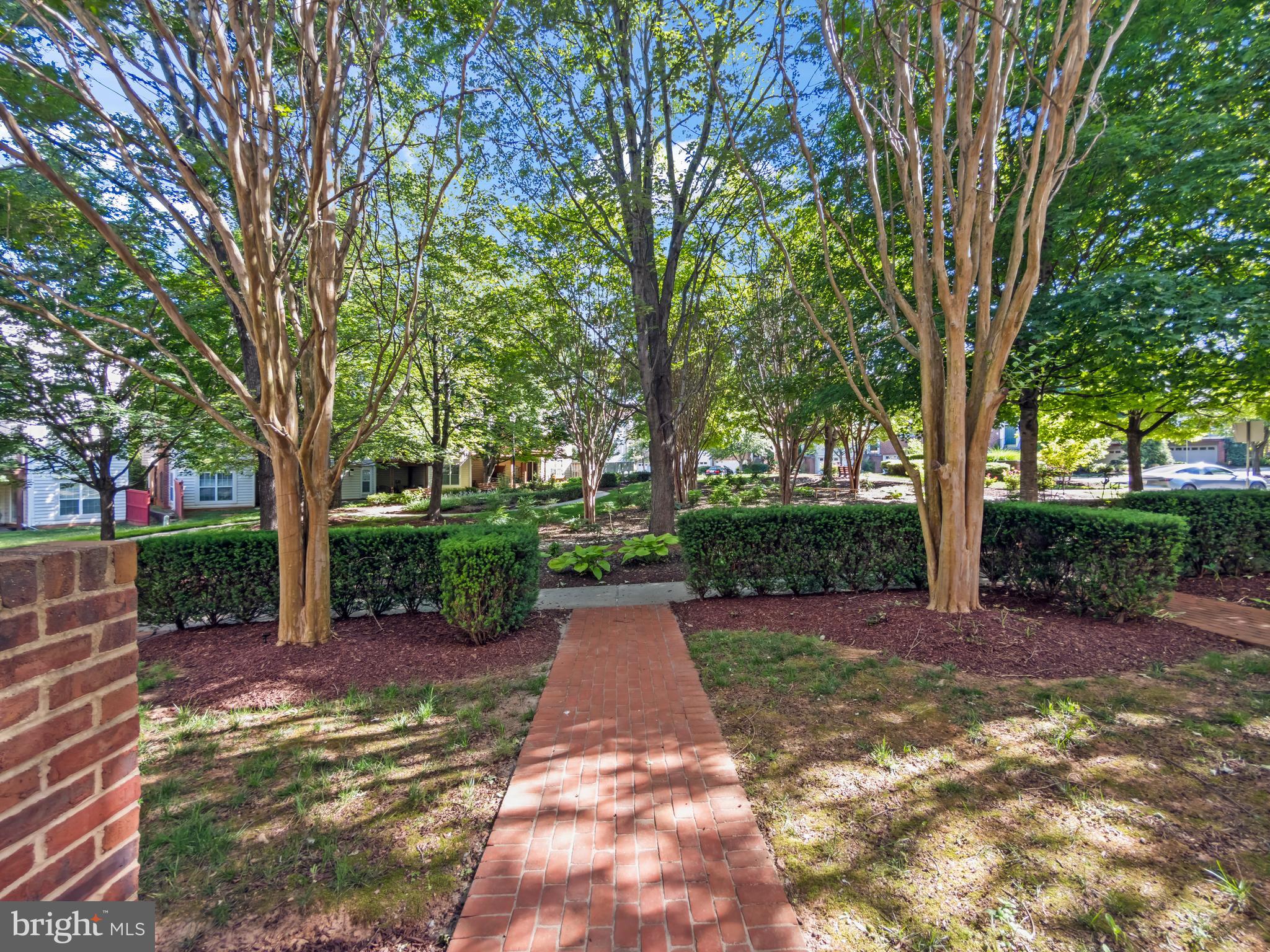 WASHINGTONIAN CENTER - Residential
