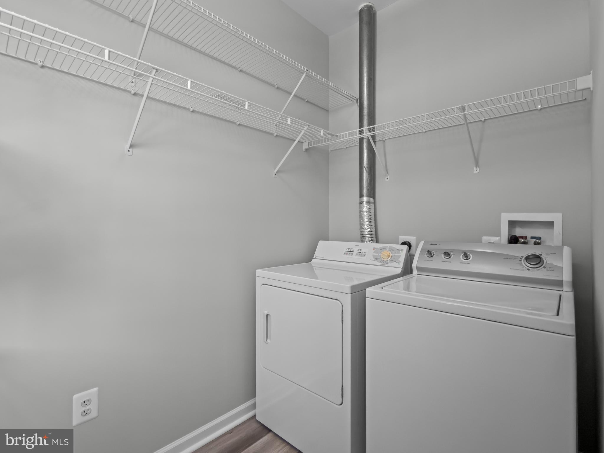 WASHINGTONIAN CENTER - Residential
