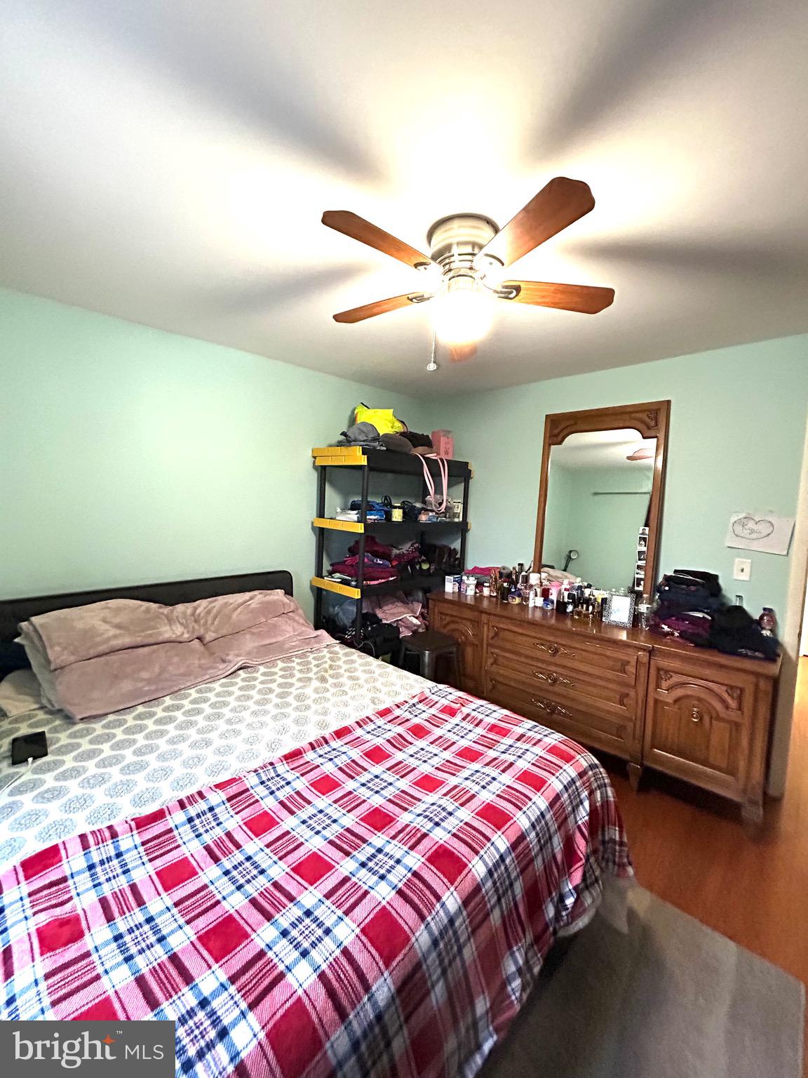 NEWPORT ESTATES - Residential