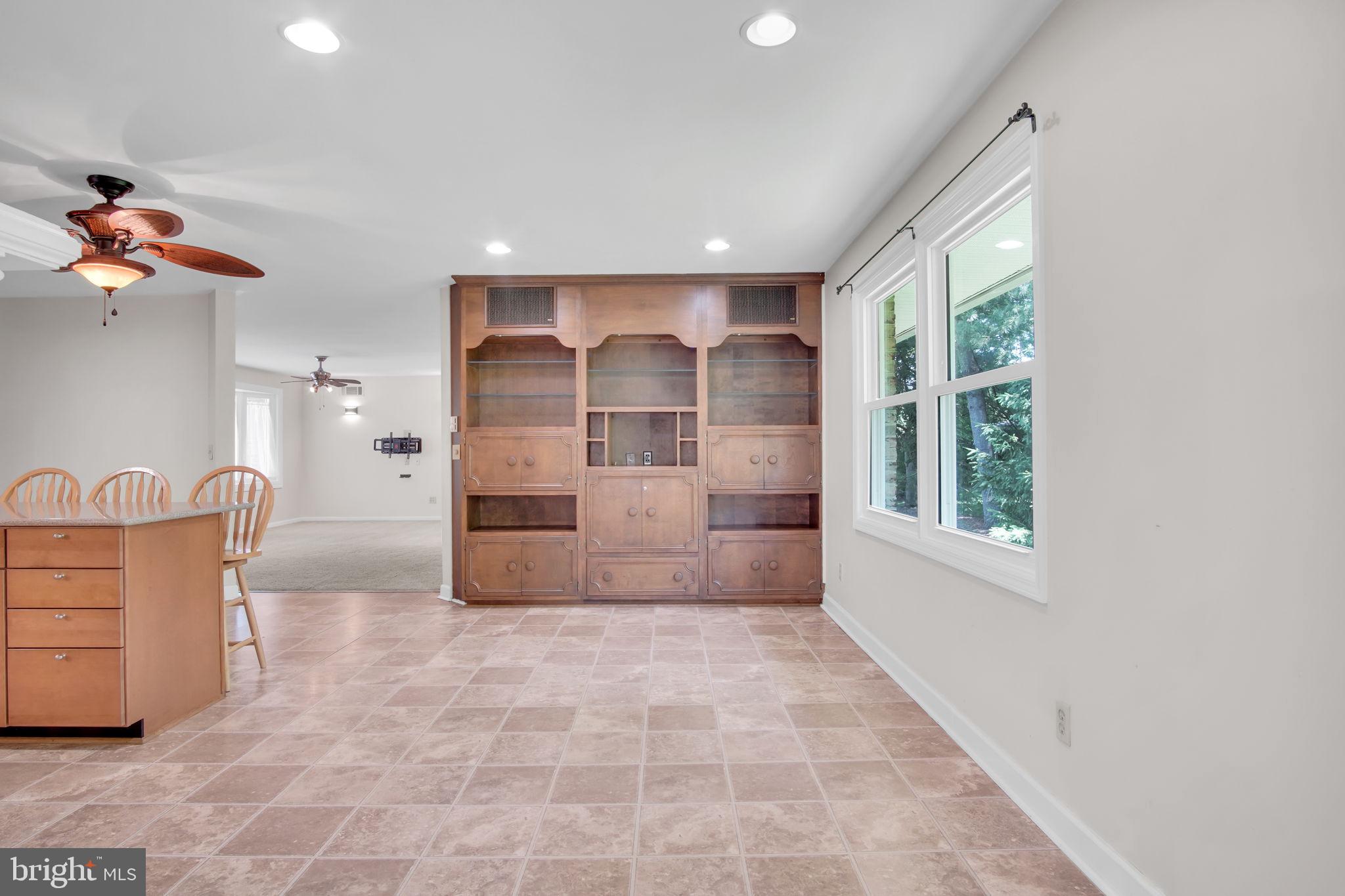 GLENN ACRES - Residential