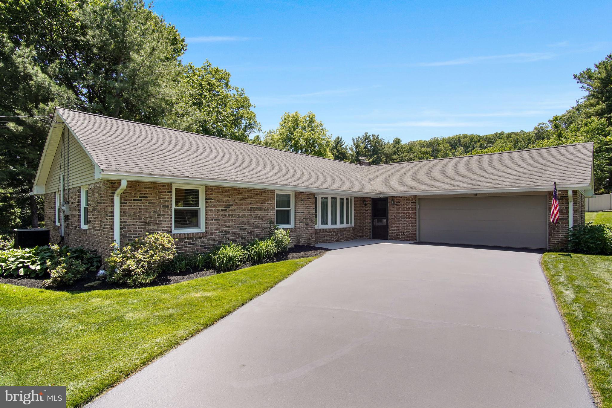 GLENN ACRES - Residential