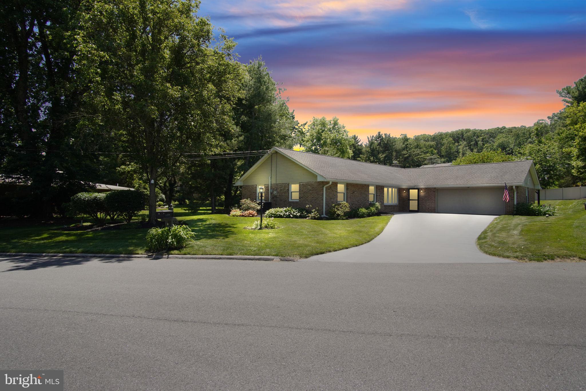 GLENN ACRES - Residential
