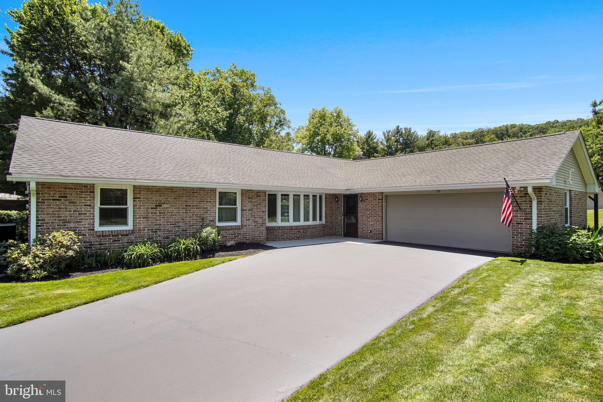 GLENN ACRES - Residential