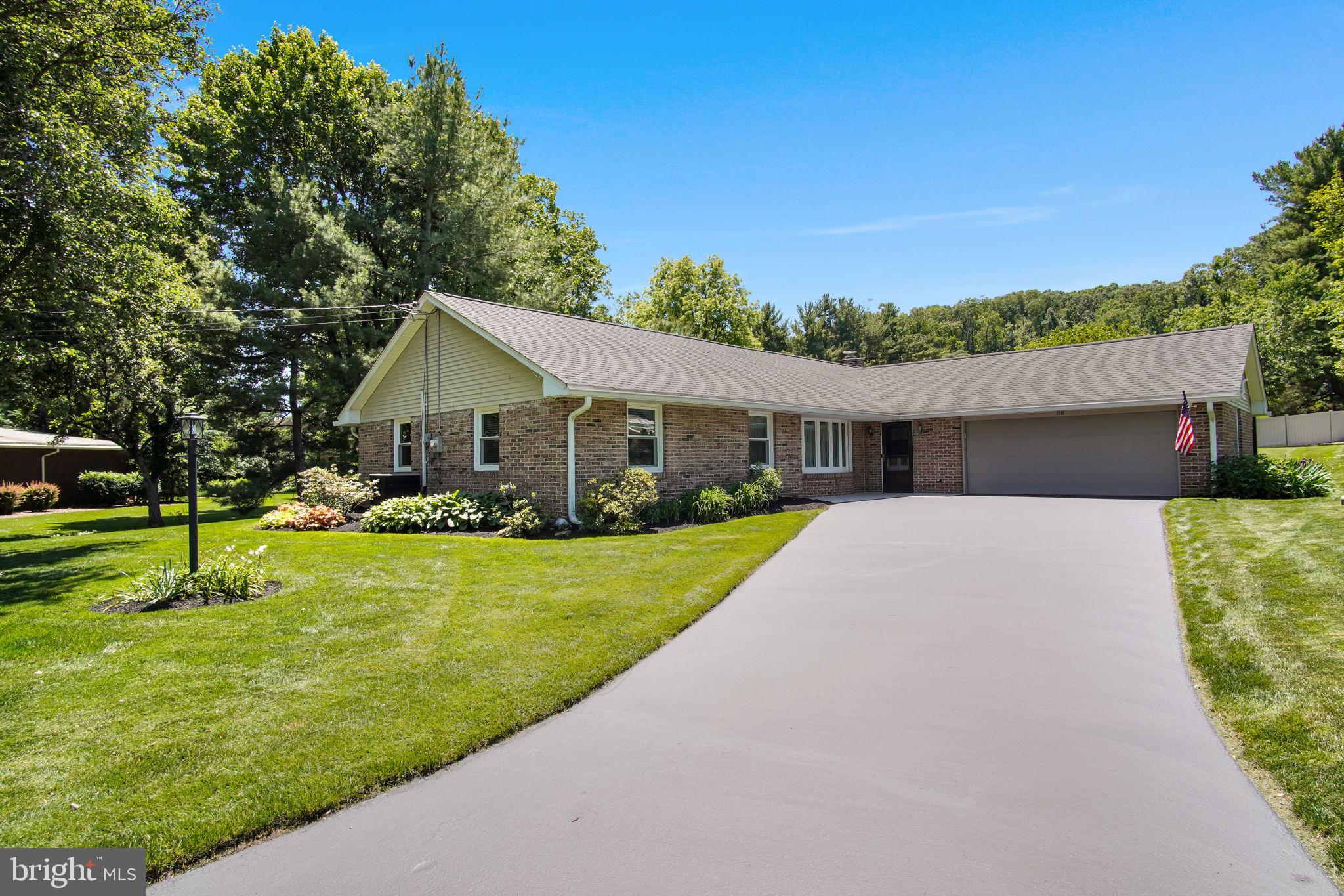 GLENN ACRES - Residential