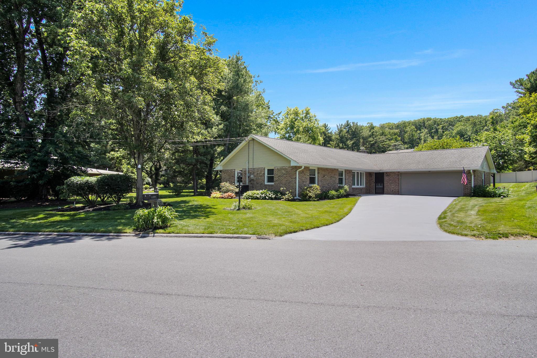 GLENN ACRES - Residential