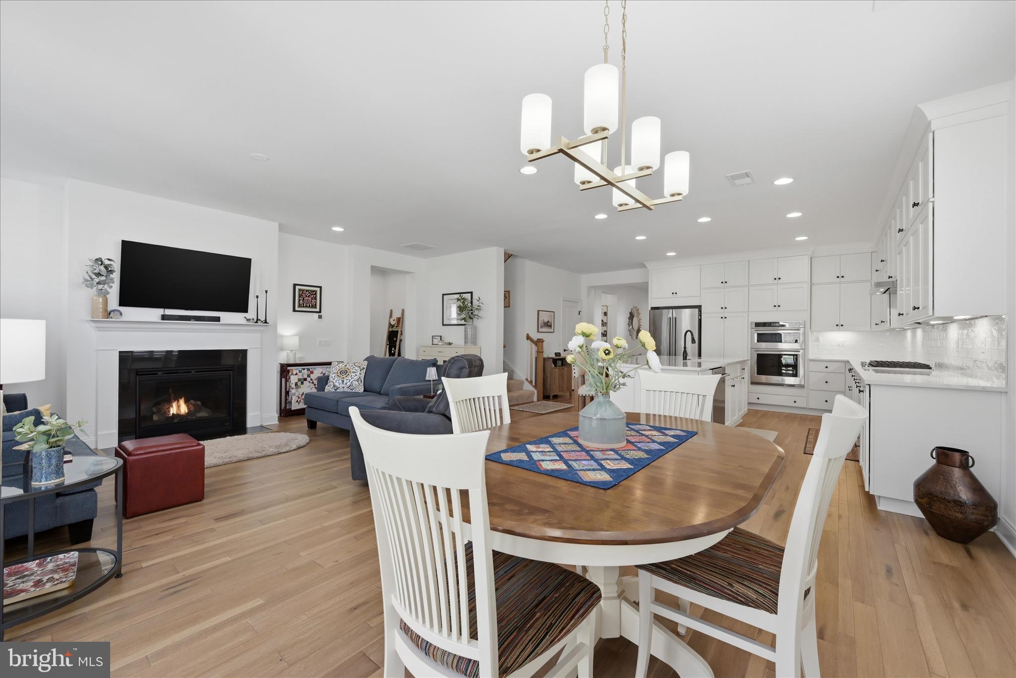 LAKE FREDERICK - Residential