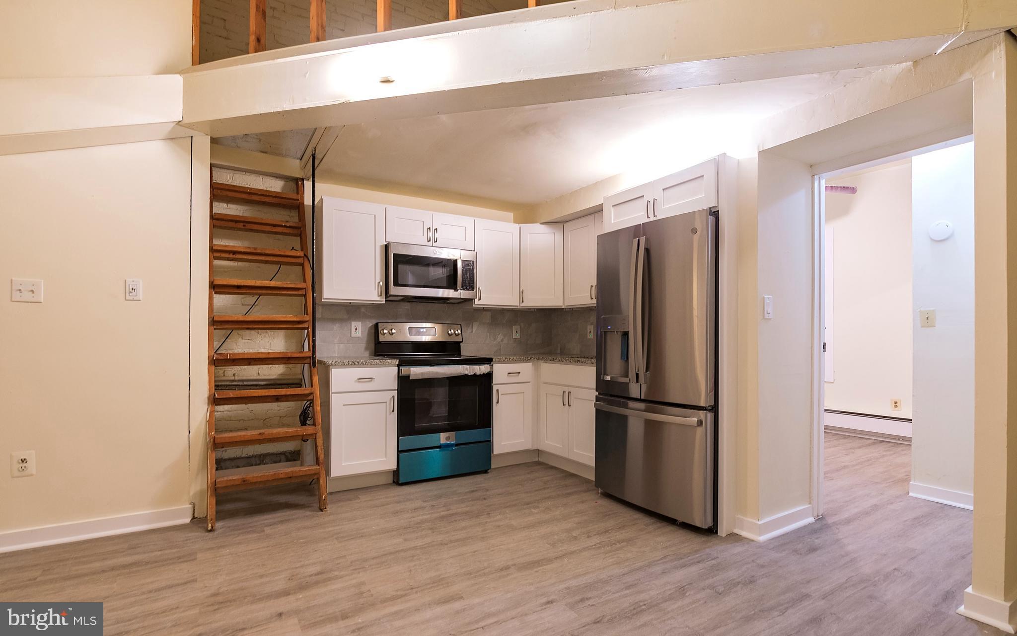 GRADUATE HOSPITAL - Residential Lease