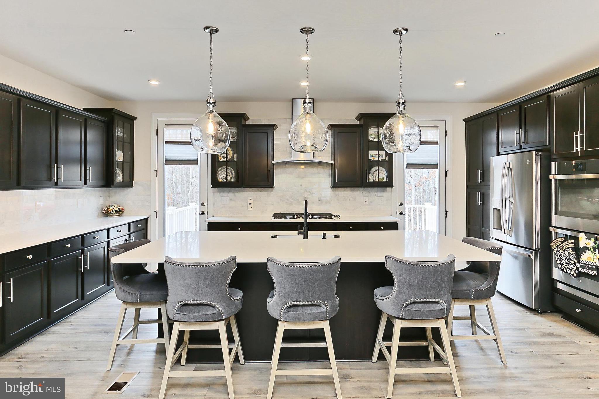 THE TOWNS AT PENDER OAKS - Residential