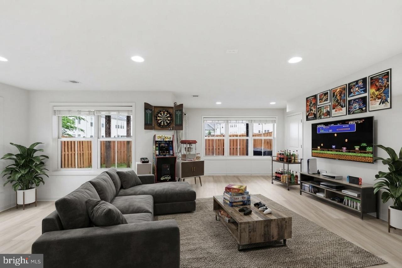 BRAMBLETON - Residential