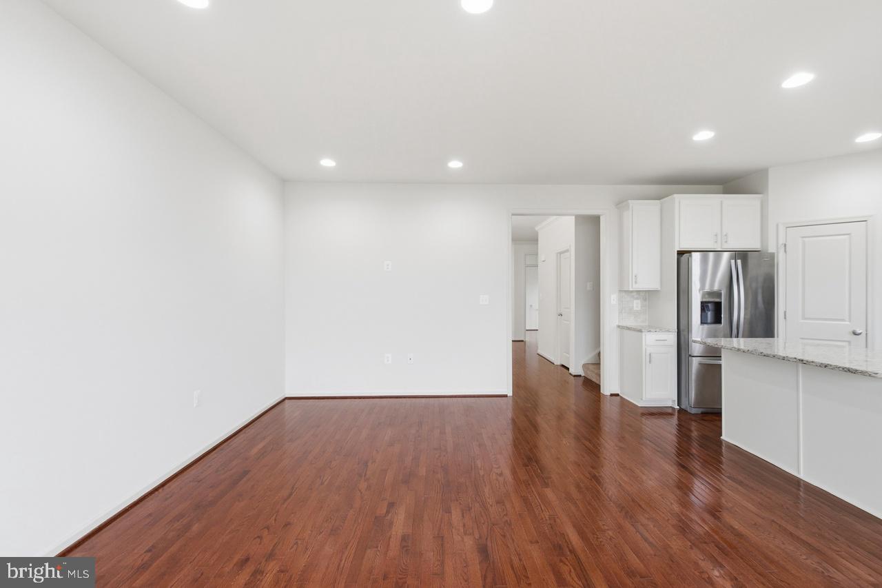 BRAMBLETON - Residential