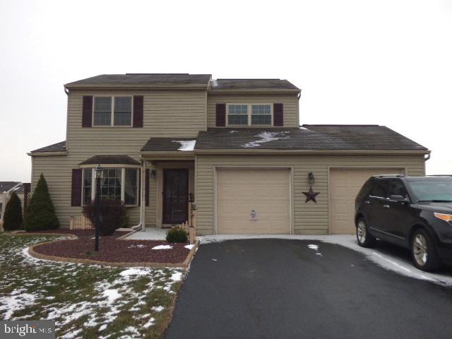 Come home to the beauty and comfort of this 3BR, 1.5BA home. It showcases many wonderful features including upgraded flooring, newer carpet, living or dining rm, newly refaced kitchen cabs, vaulted ceiling family rm, 1st flr lau; master ste with walk-in closet featuring custom organization, gorgeous new ceramic tiled bath and pull-down attic storage. There's also a nice fenced yard with tiered decking, gazebo, fire pit, above-ground pool and shed