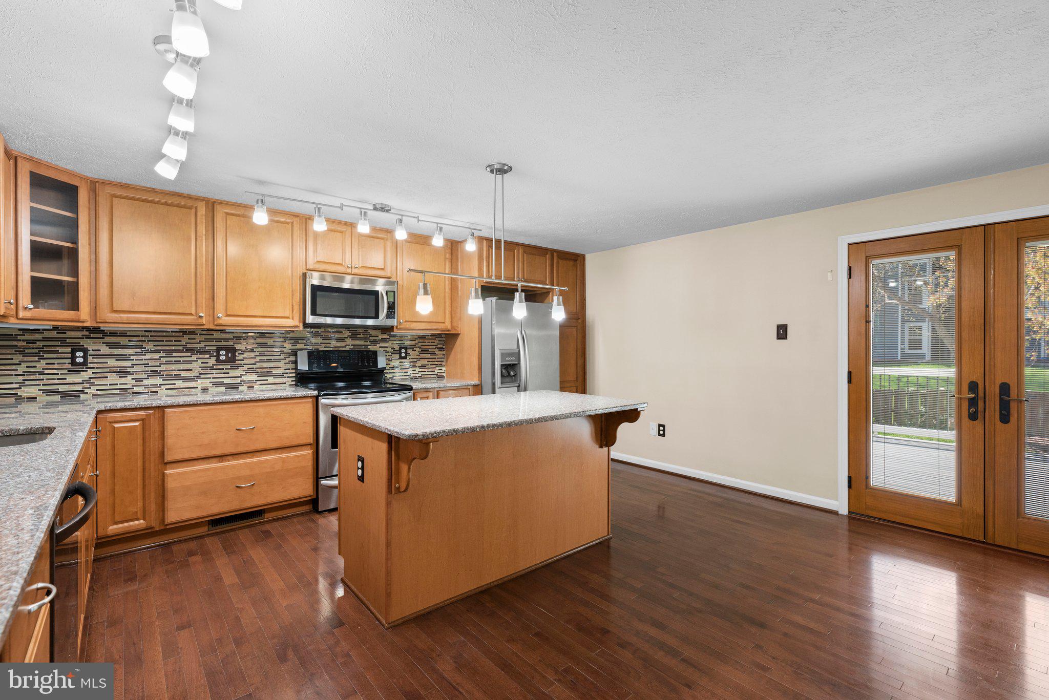 ROCKBURN COMMONS - Residential