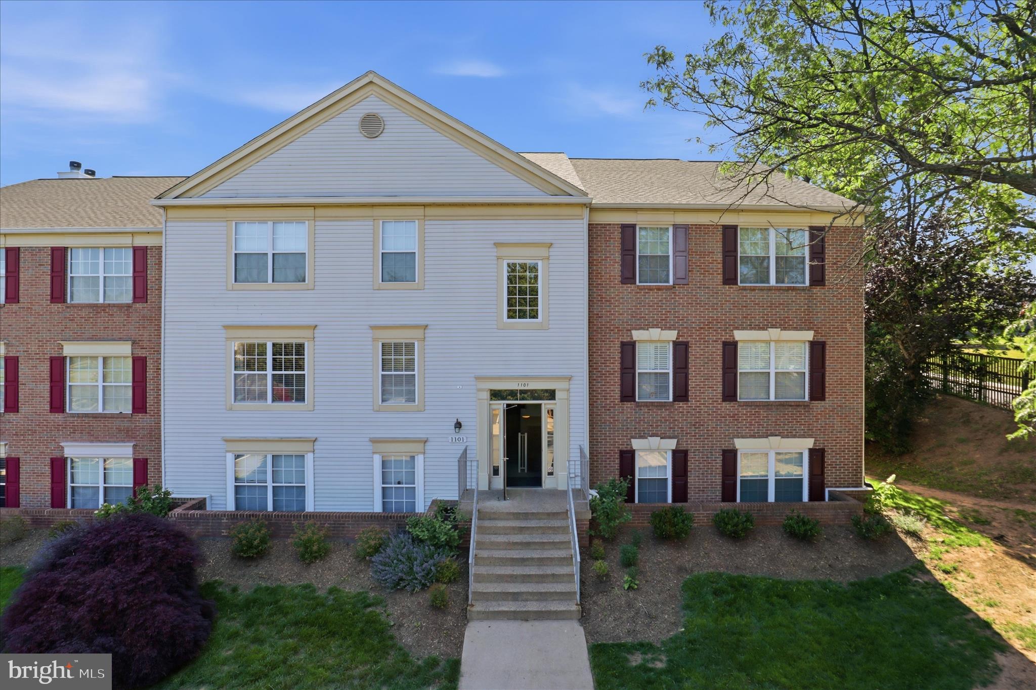 FOX CHASE/EXETER - Residential