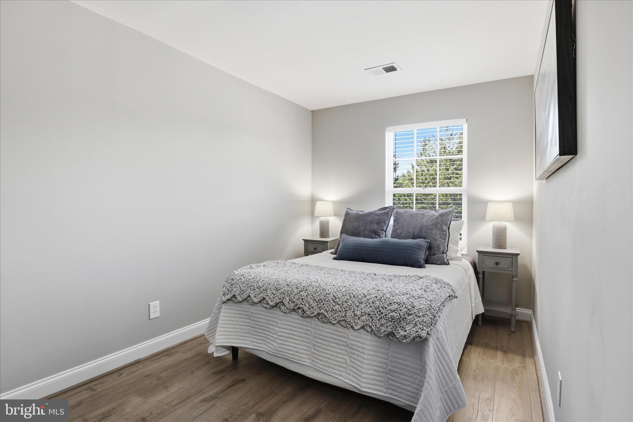 FOX CHASE/EXETER - Residential