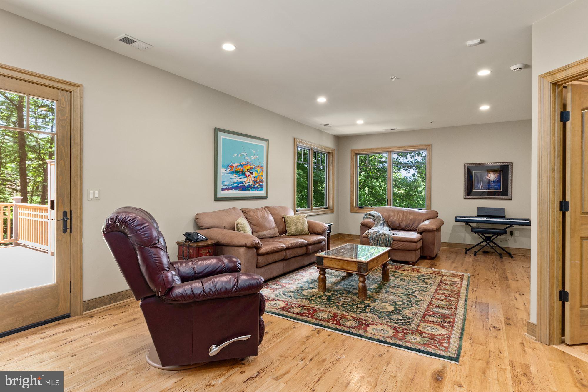 BANNOCKBURN - Residential