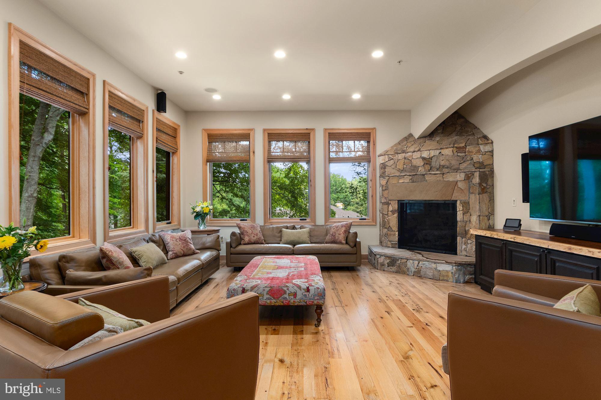 BANNOCKBURN - Residential