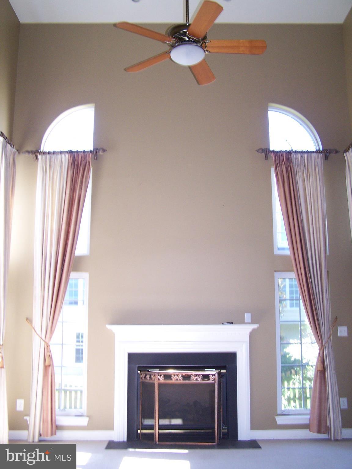 KINGSVIEW VILLAGE - Residential Lease