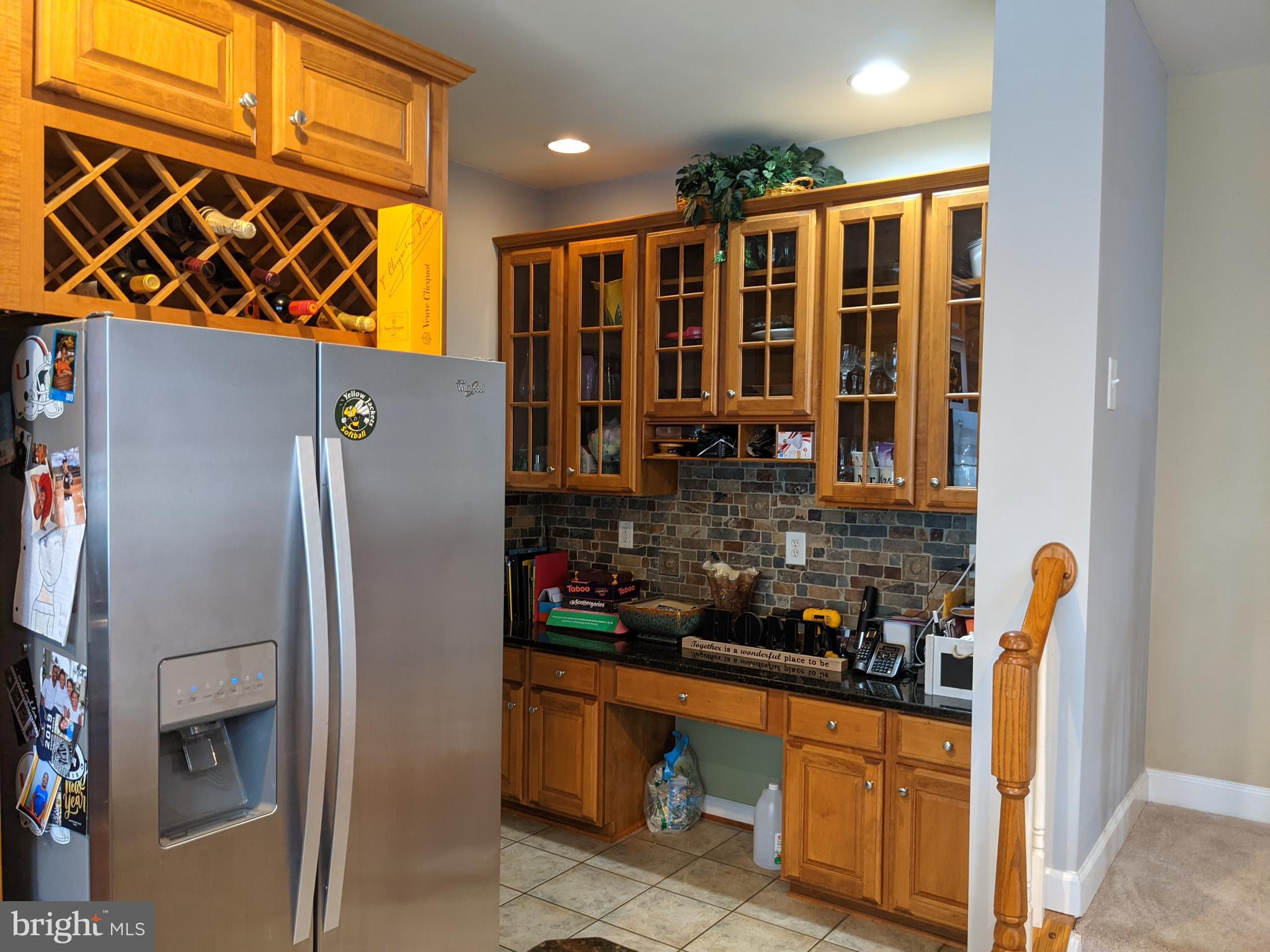 KINGSVIEW VILLAGE - Residential Lease