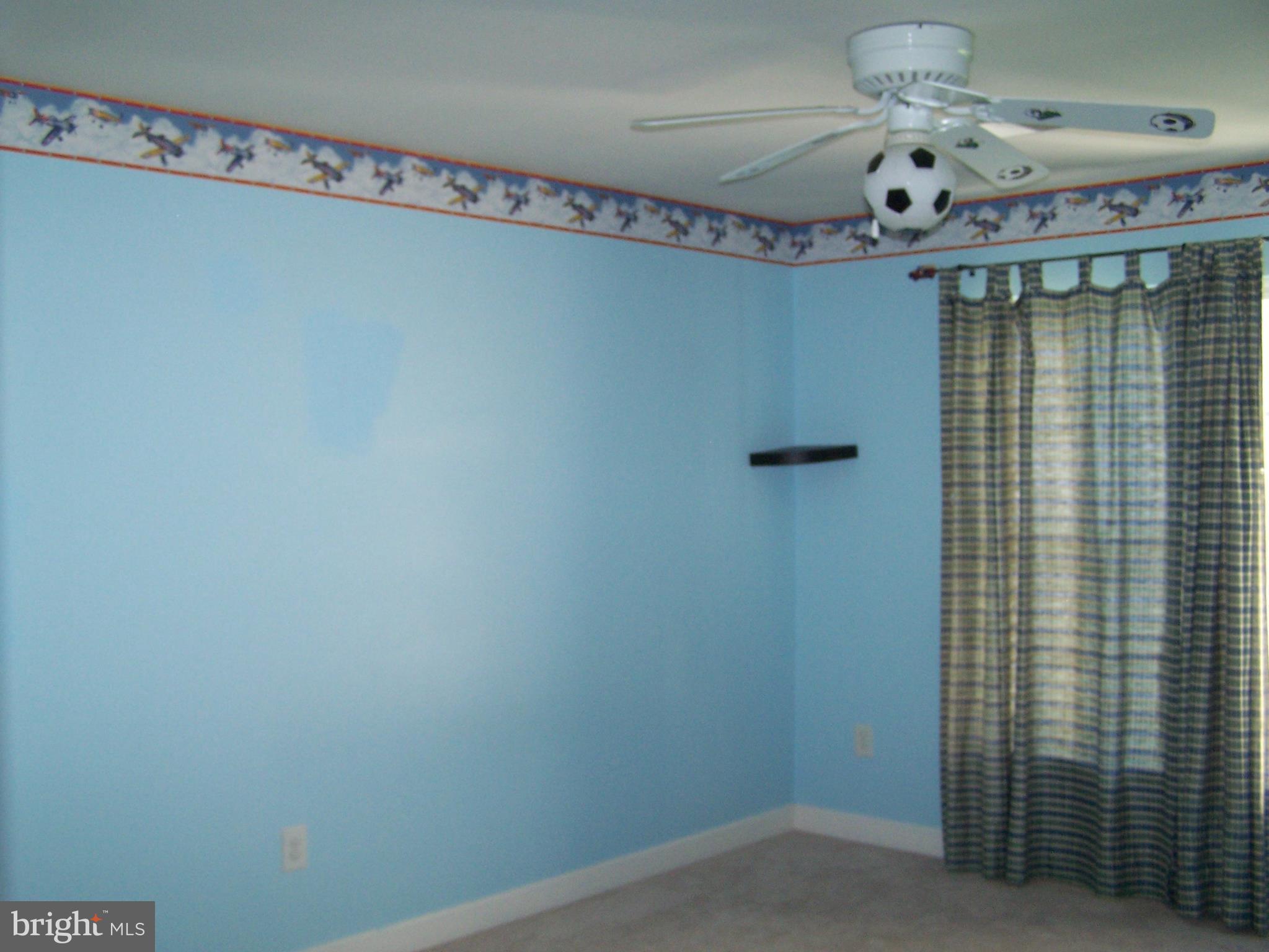 KINGSVIEW VILLAGE - Residential Lease