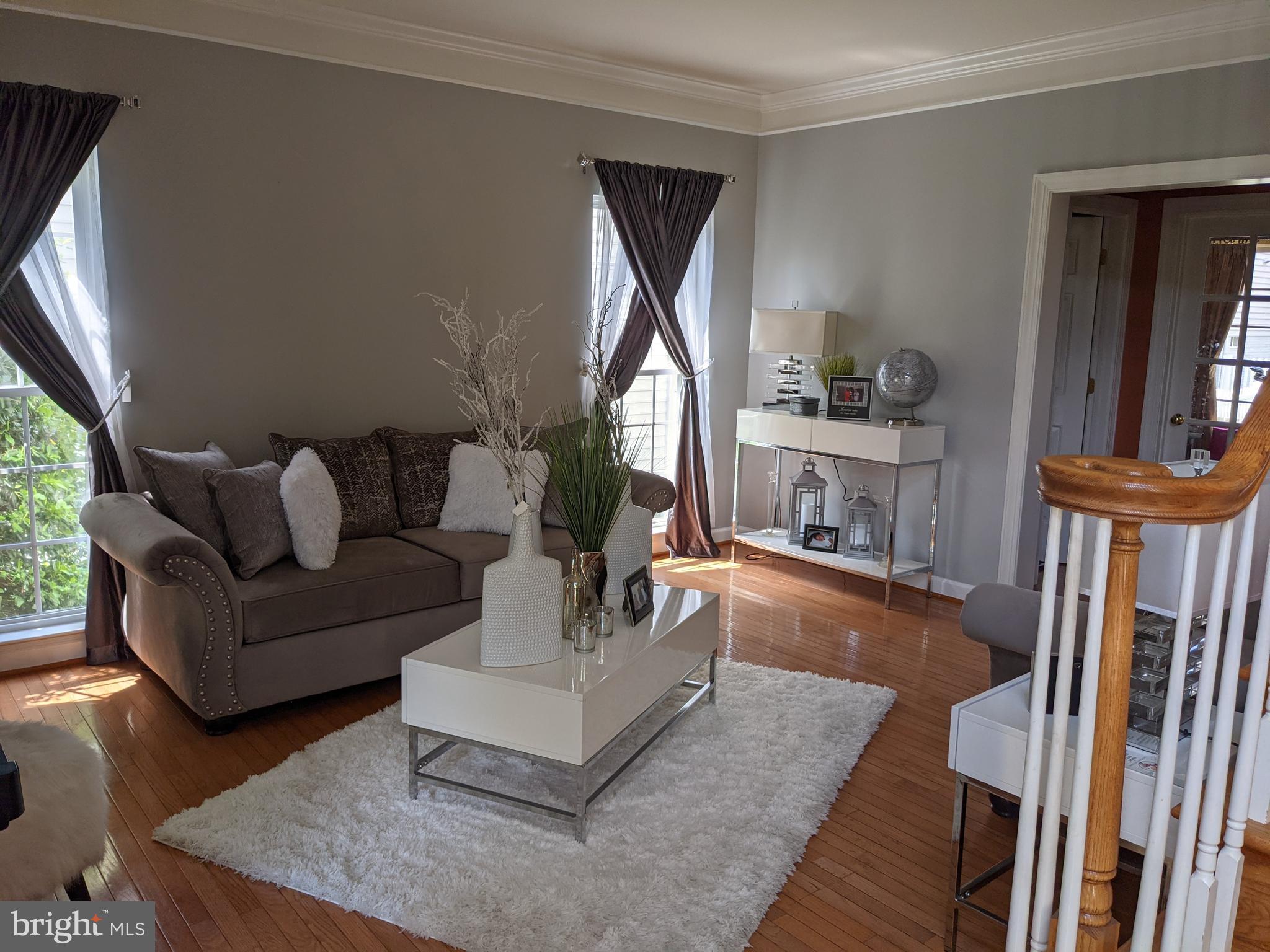 KINGSVIEW VILLAGE - Residential Lease