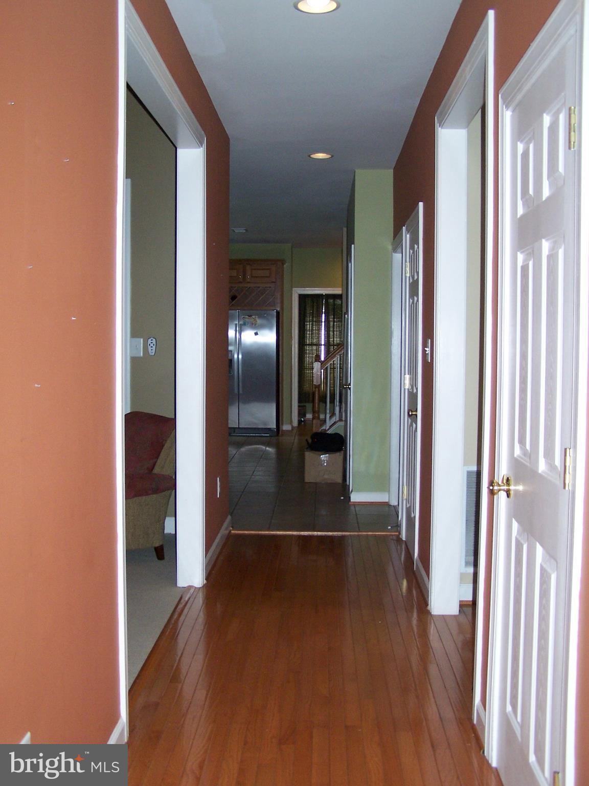 KINGSVIEW VILLAGE - Residential Lease