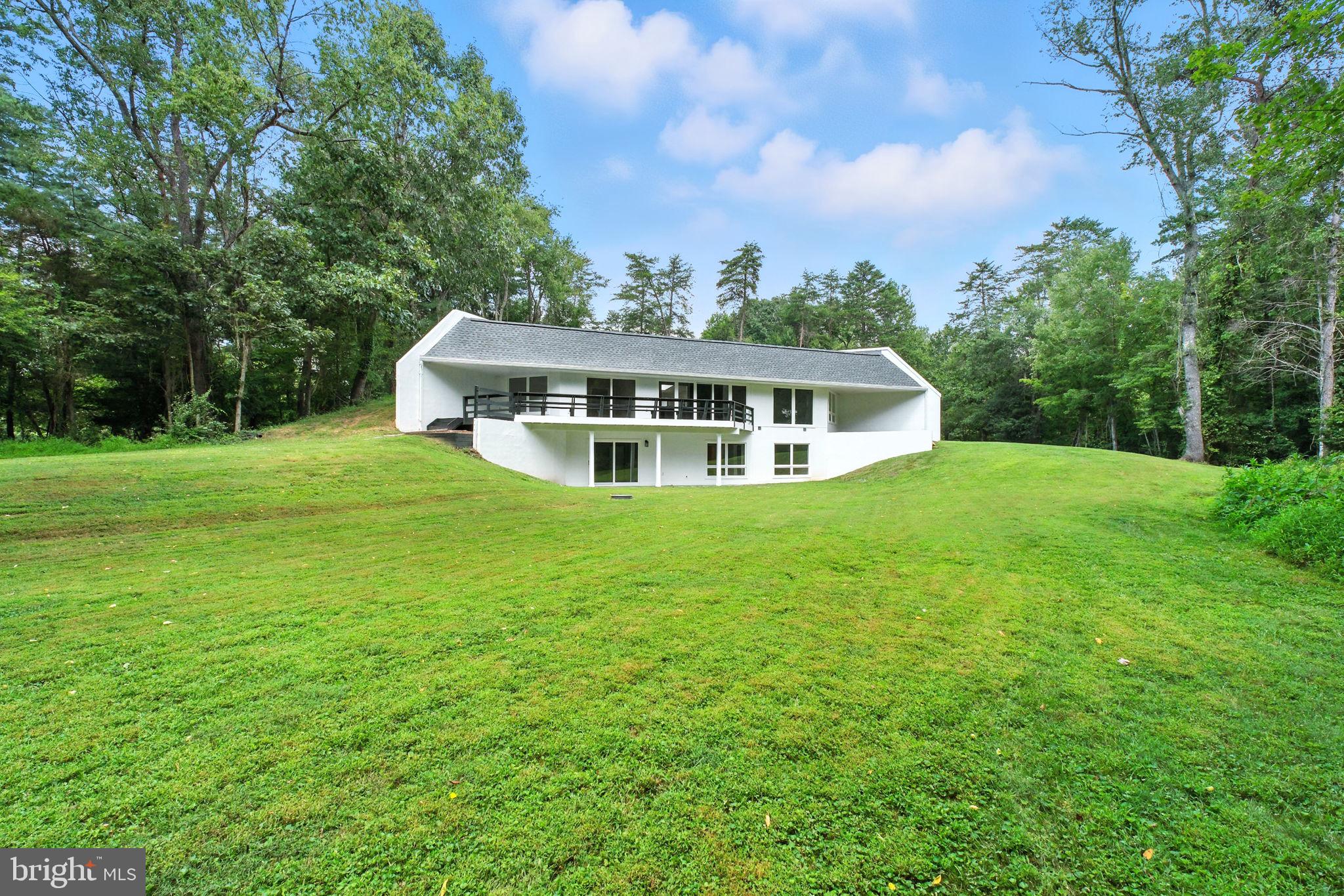 PEACOCK STATION - Residential