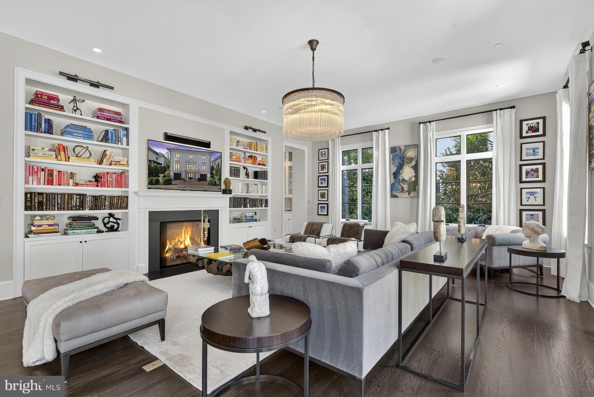 PHILLIPS PARK - Residential
