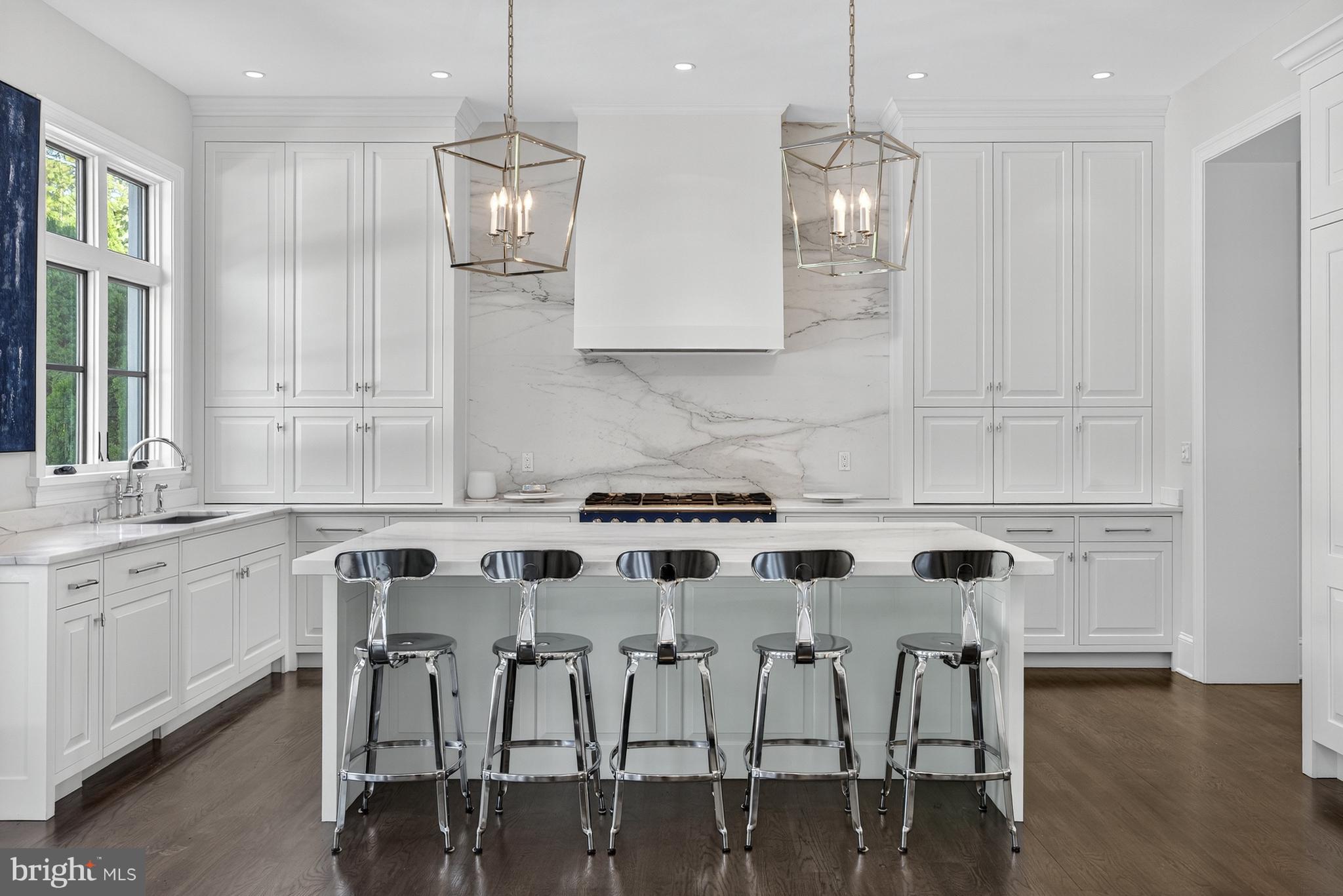 PHILLIPS PARK - Residential