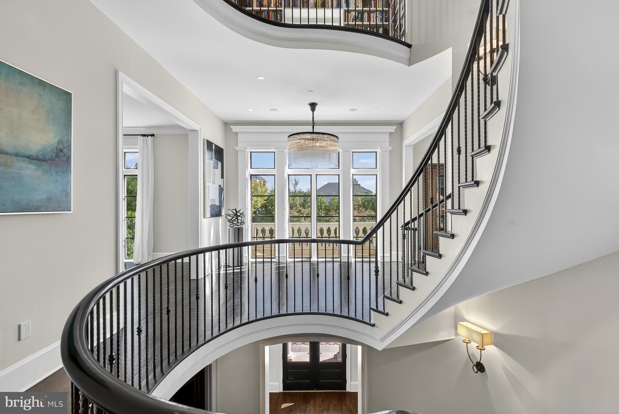 PHILLIPS PARK - Residential