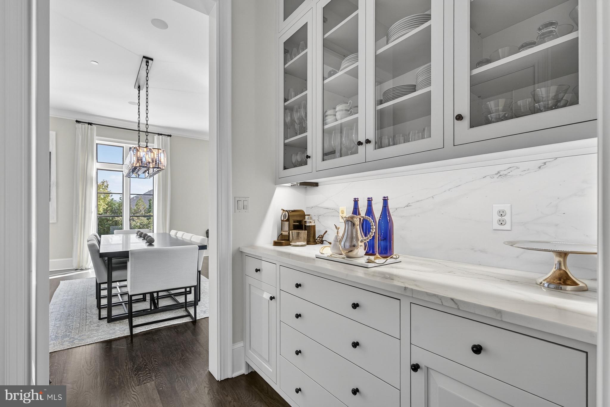 PHILLIPS PARK - Residential