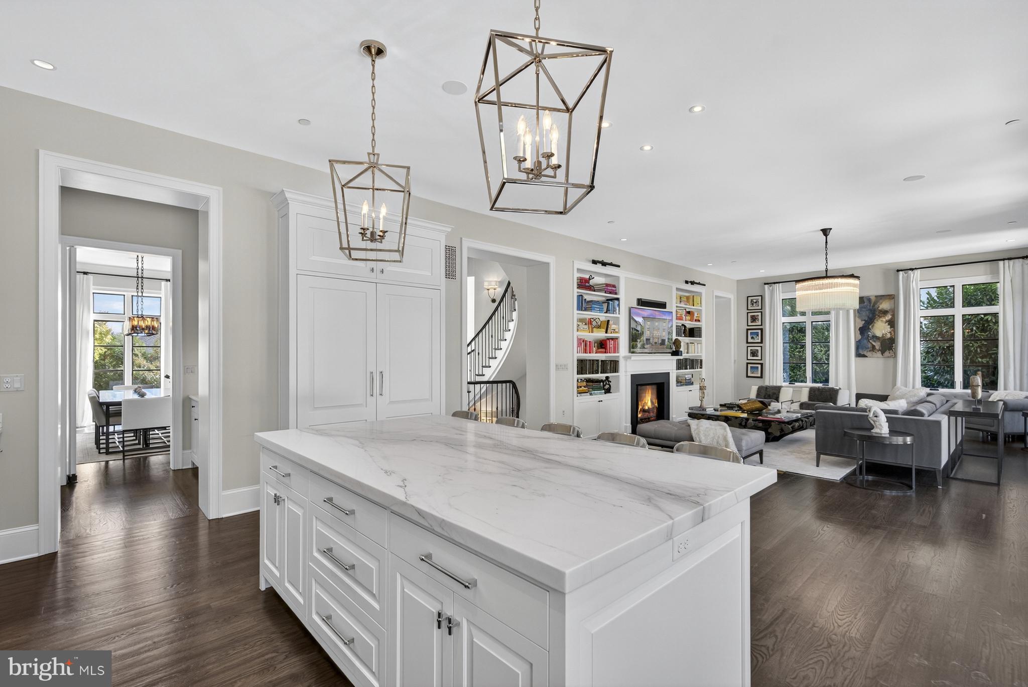PHILLIPS PARK - Residential