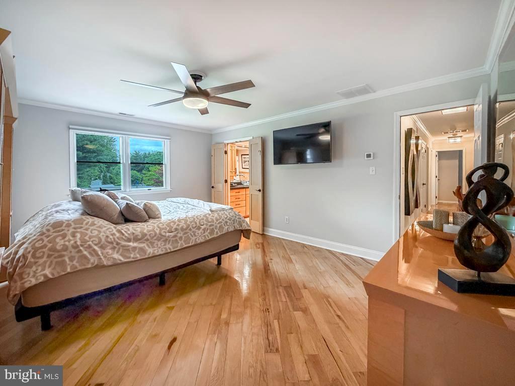 MAKEFIELD CHASE - Residential