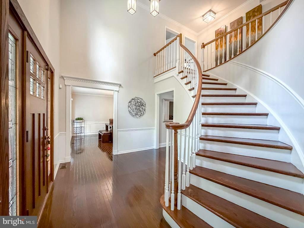 MAKEFIELD CHASE - Residential