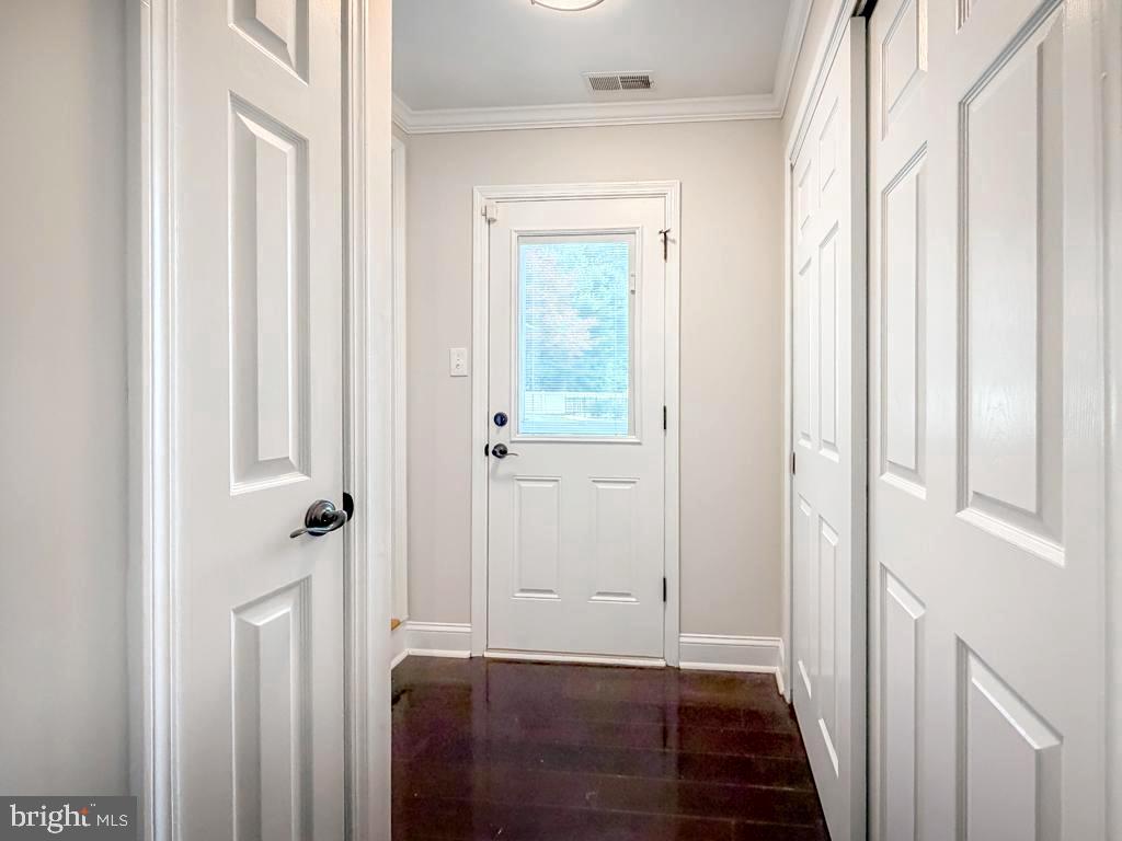 MAKEFIELD CHASE - Residential