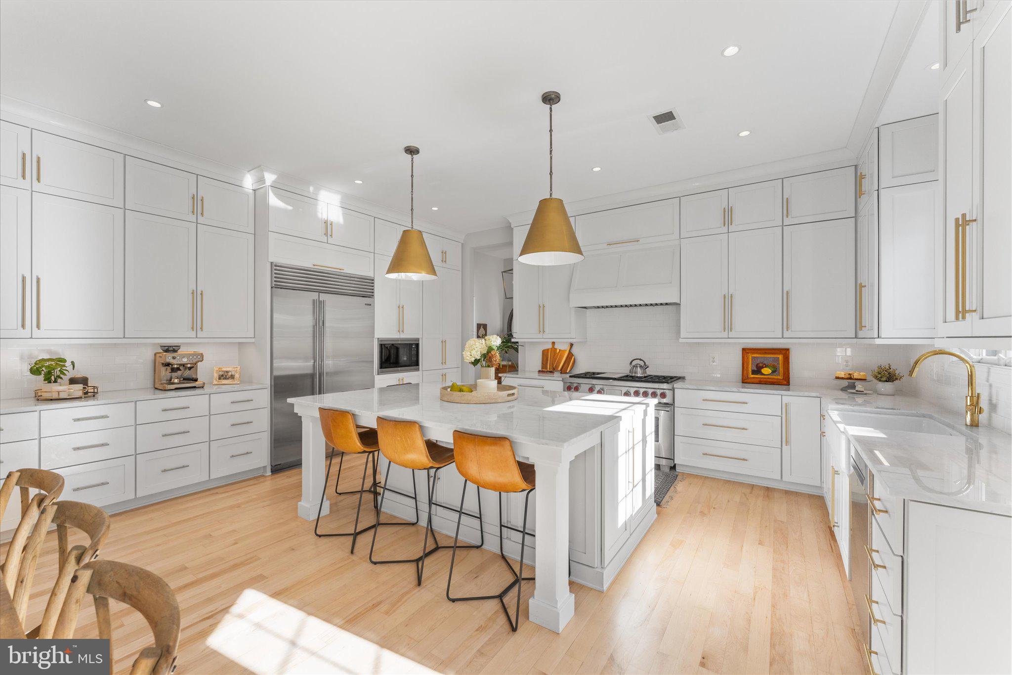 LANSDOWNE ON THE POTOMAC - Residential