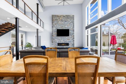 LAUREL ACRES - Residential