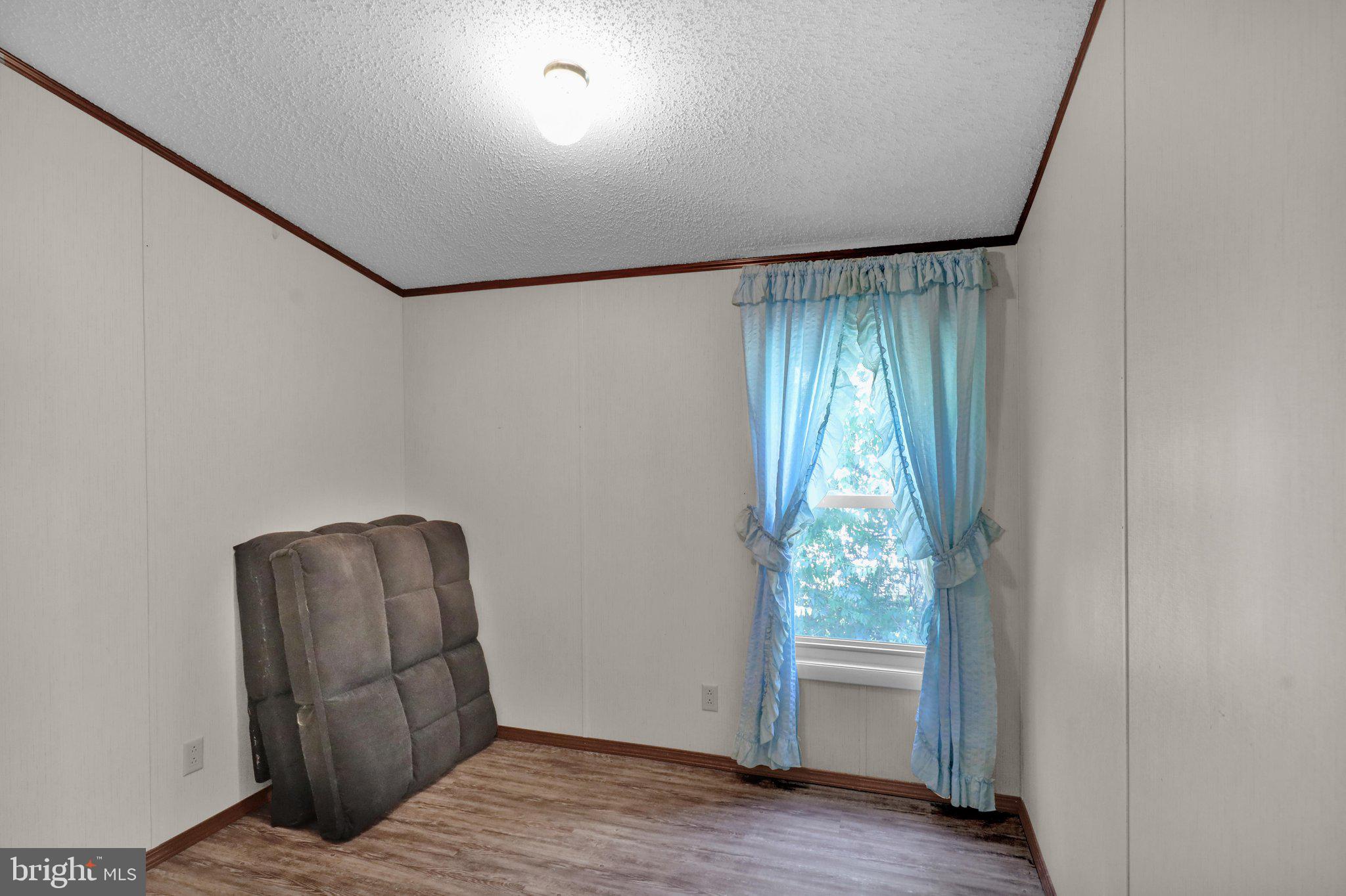 PLEASANT HILLS TR - Residential