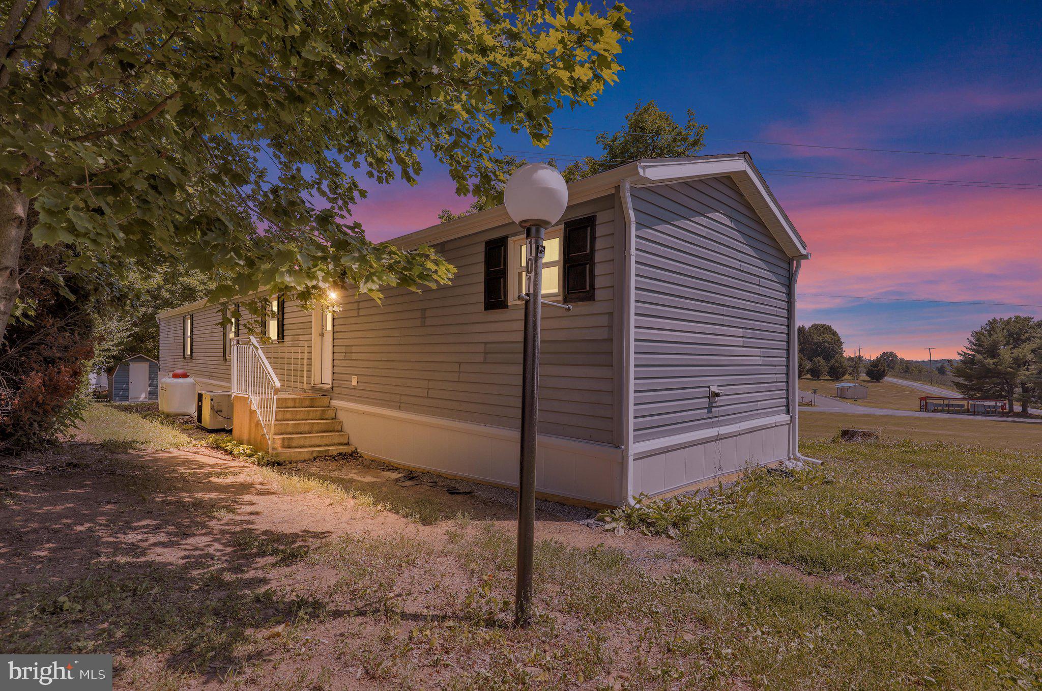 PLEASANT HILLS TR - Residential