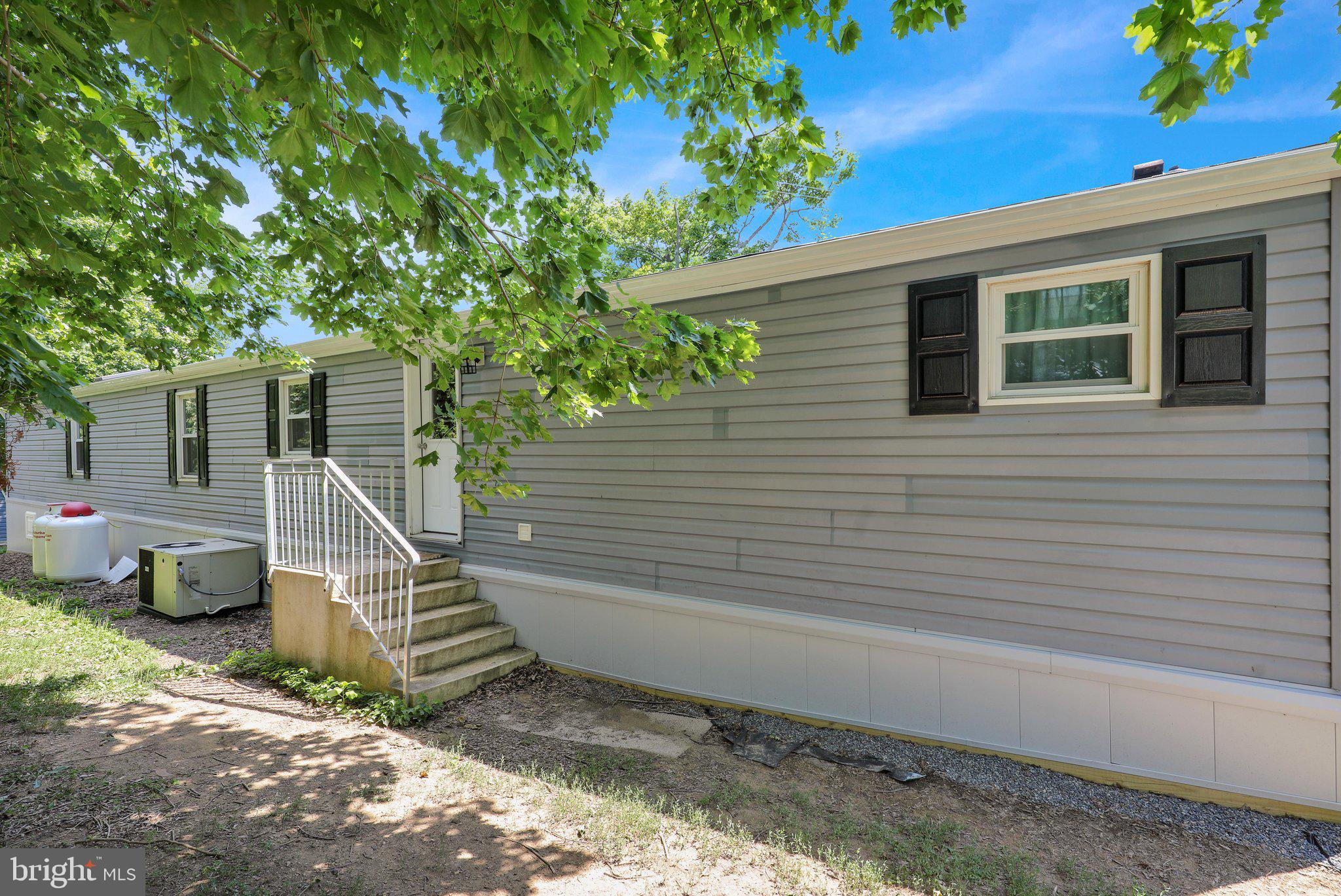 PLEASANT HILLS TR - Residential