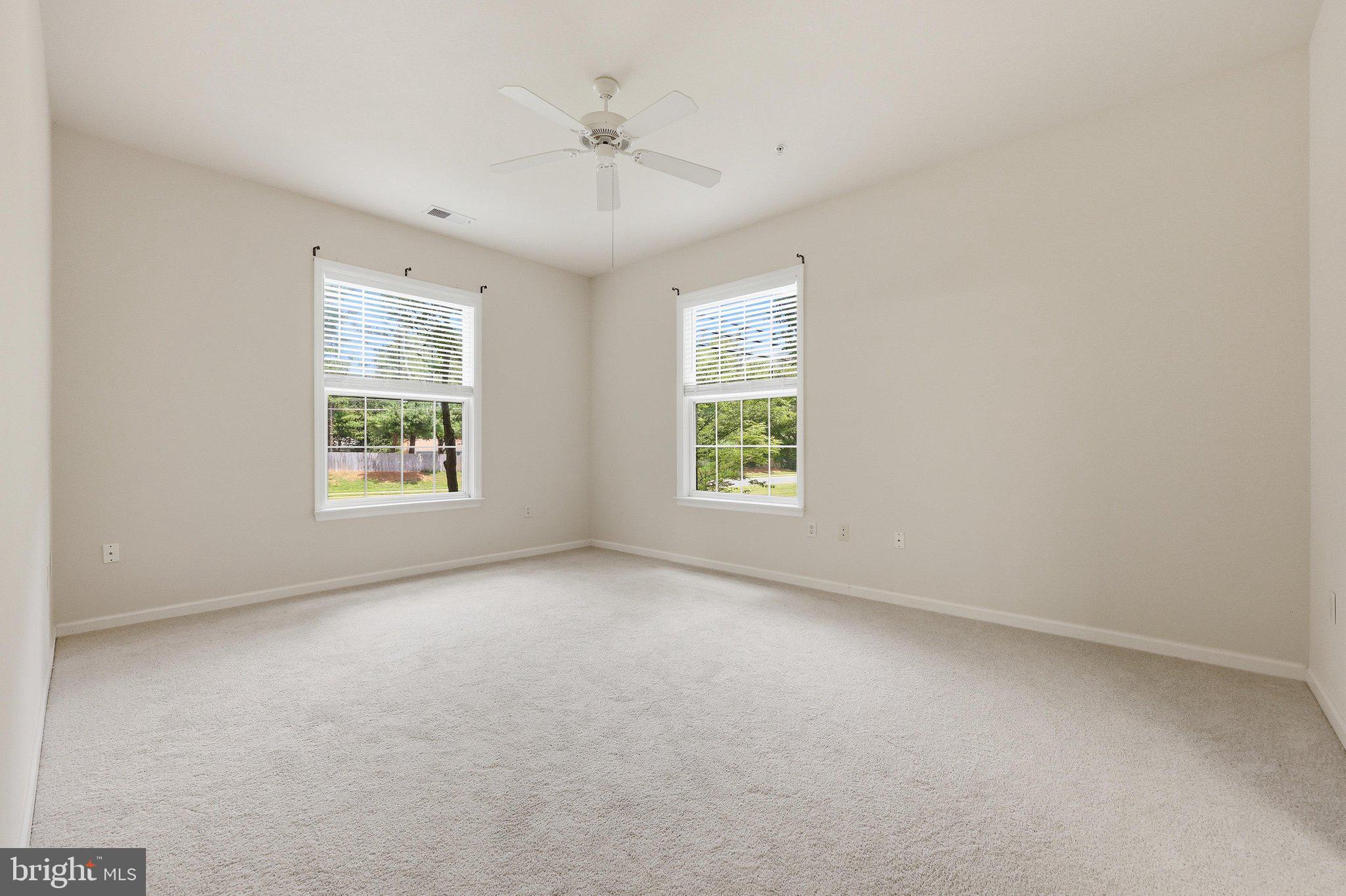 THE COLONNADE AT KENTLANDS - Residential