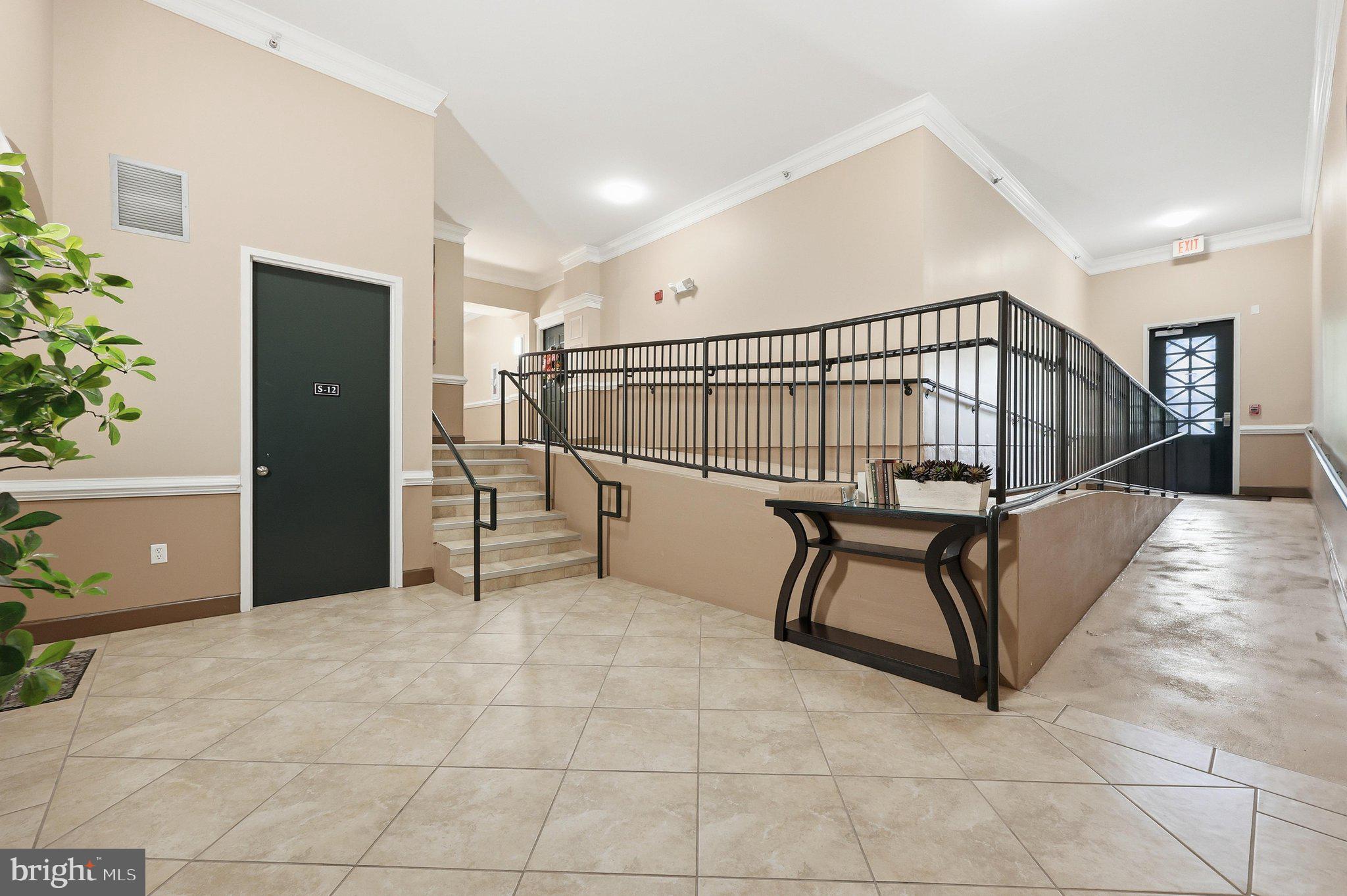 THE COLONNADE AT KENTLANDS - Residential