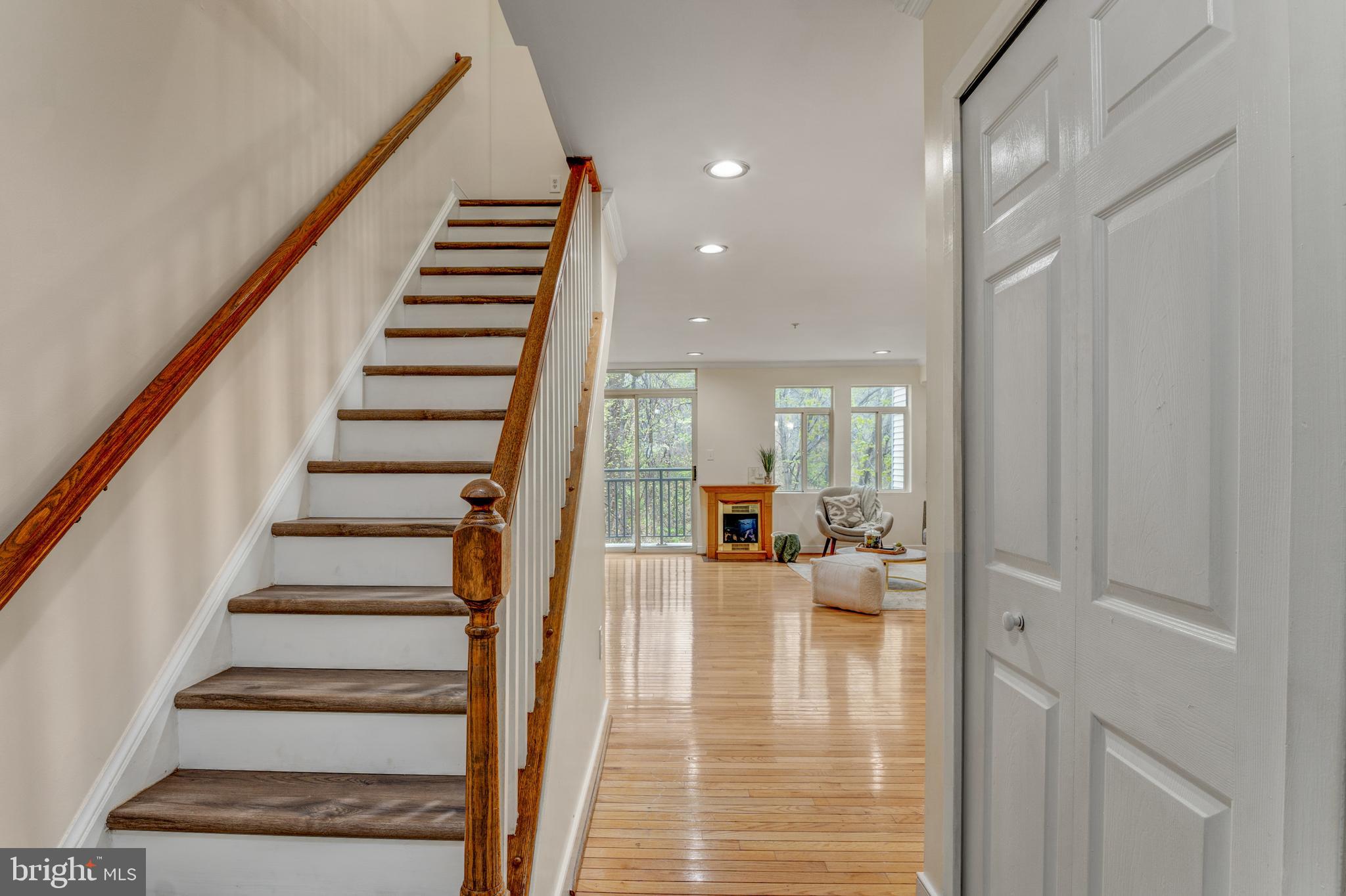 STEVENSON COURT - Residential