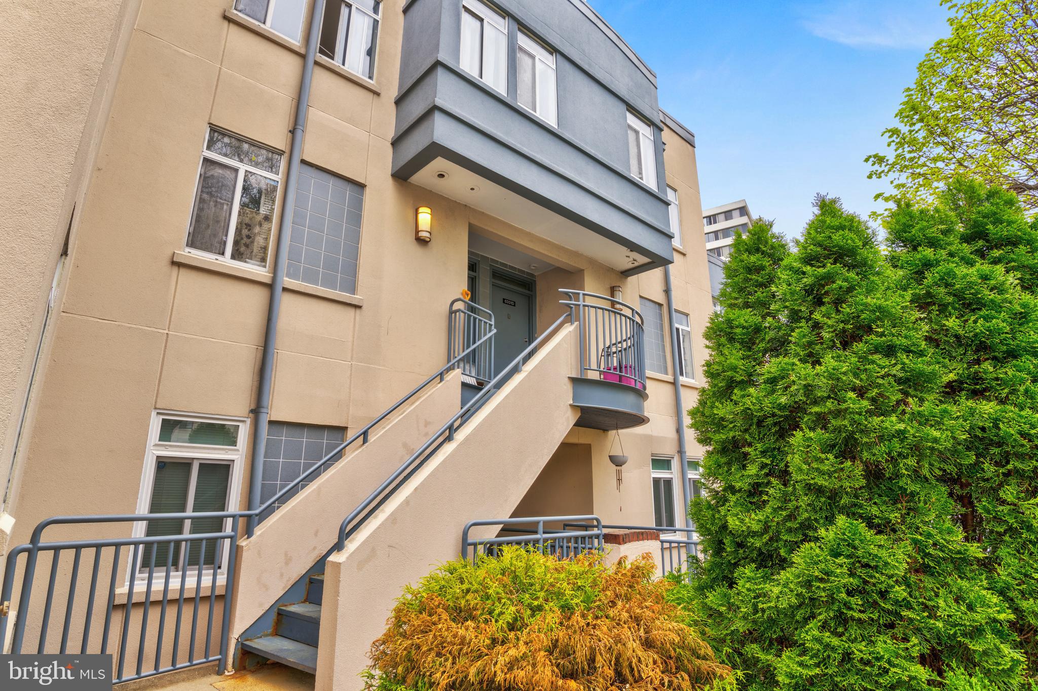 STEVENSON COURT - Residential