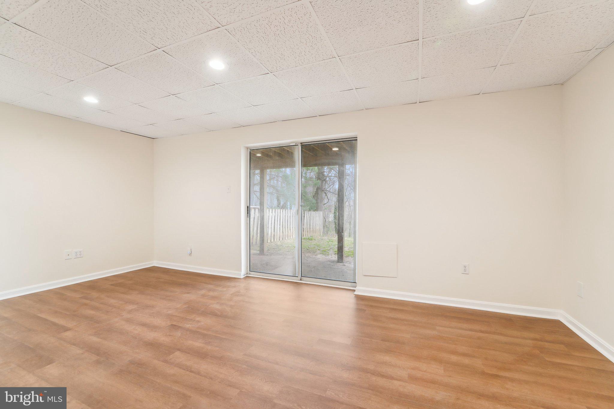 ROBERTS FIELD - Residential