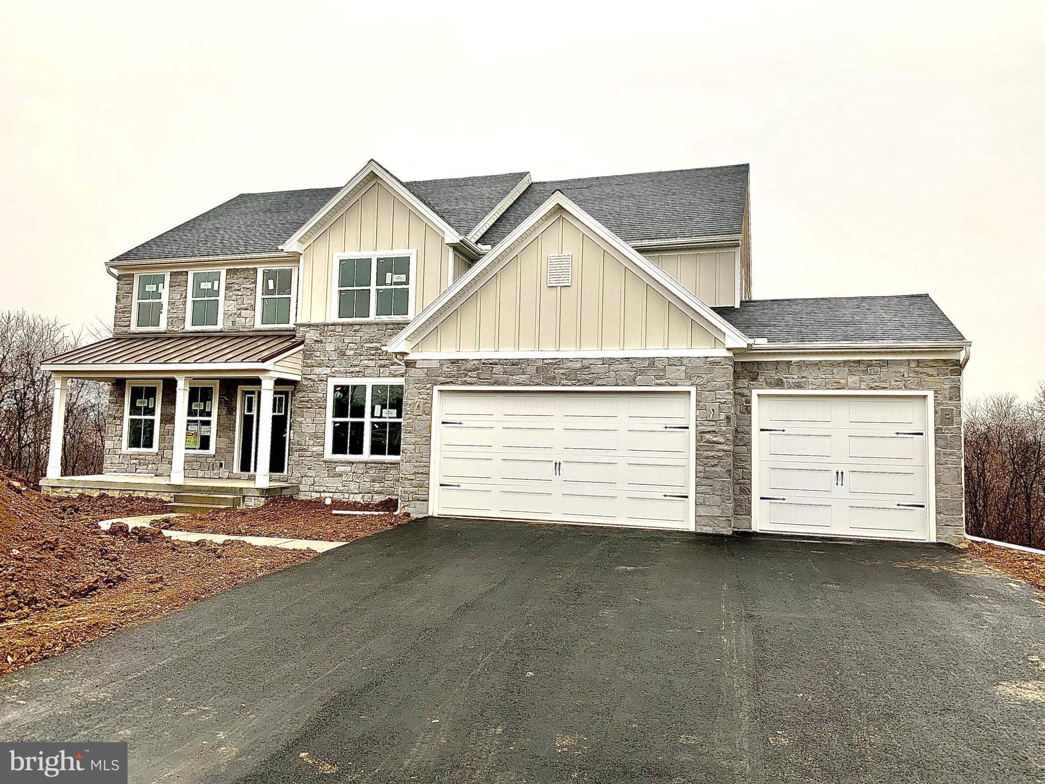 HAMPDEN SUMMIT - Residential