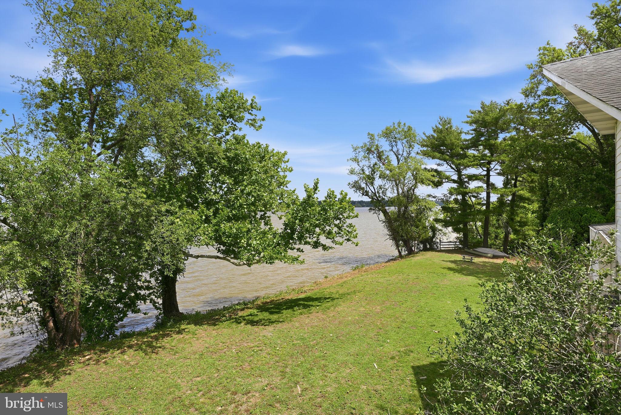 RIVER WATCH - Residential