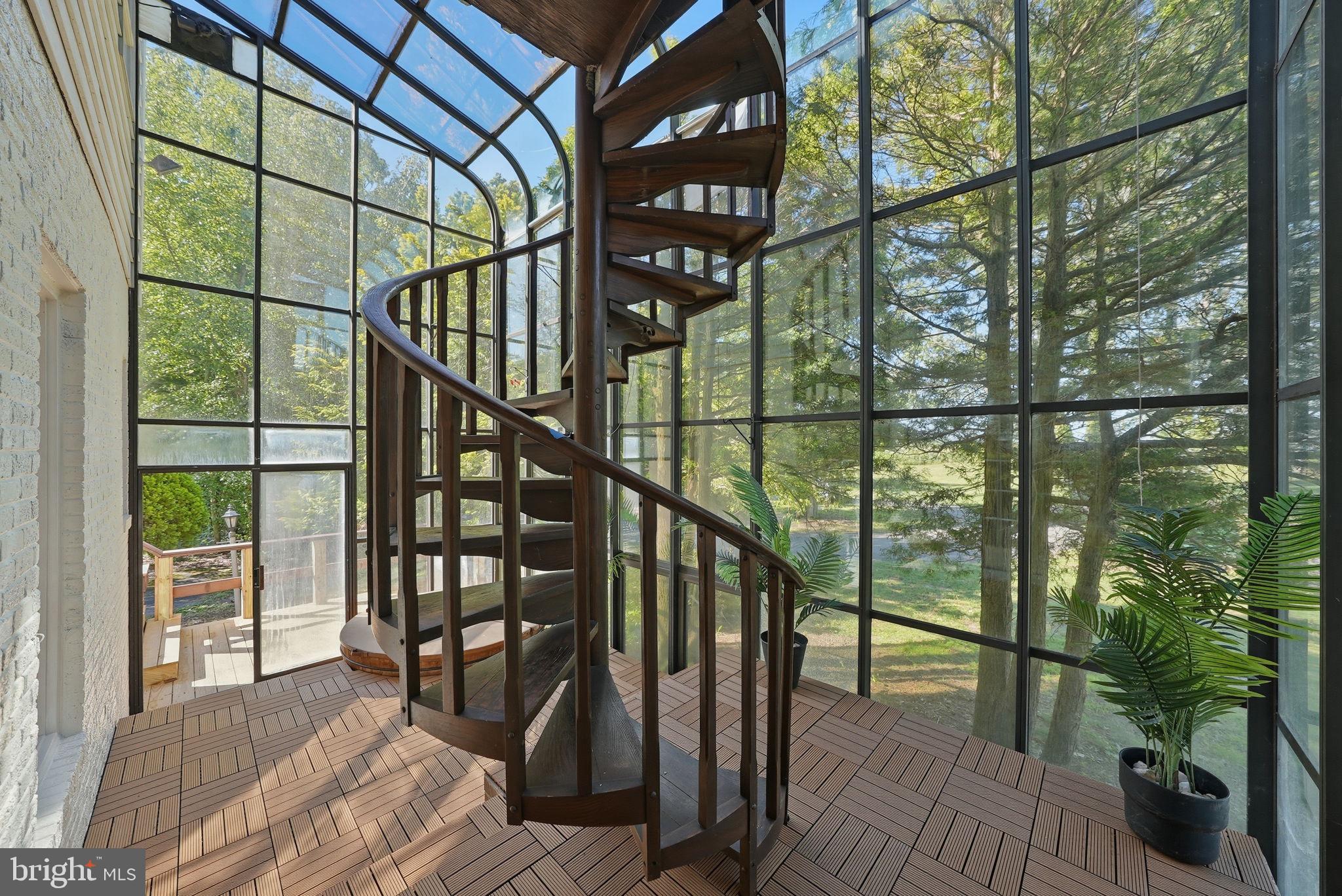 RIVER WATCH - Residential